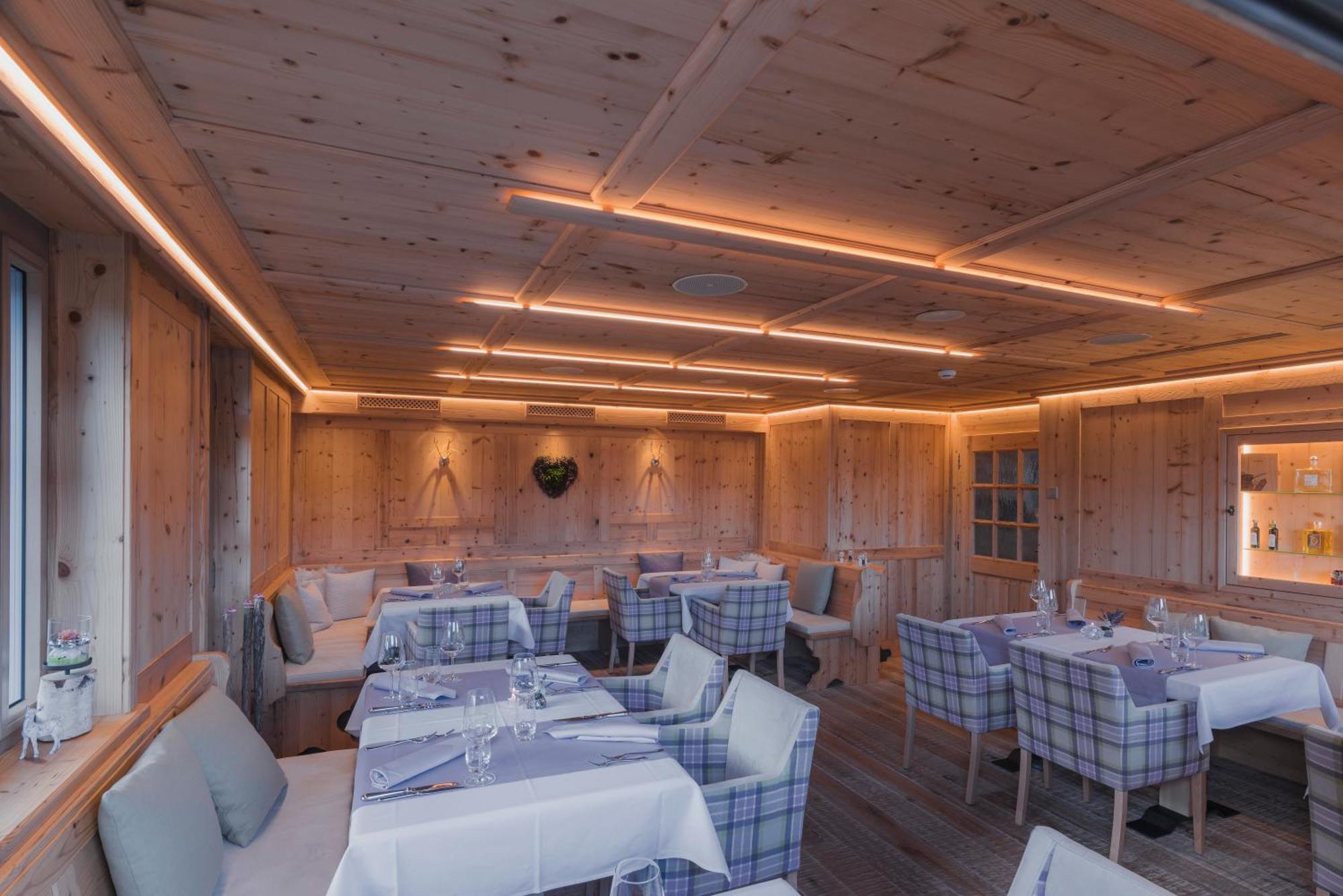 Caschu Alp Boutique Design Hotel Stoos - Adults Only Exterior photo